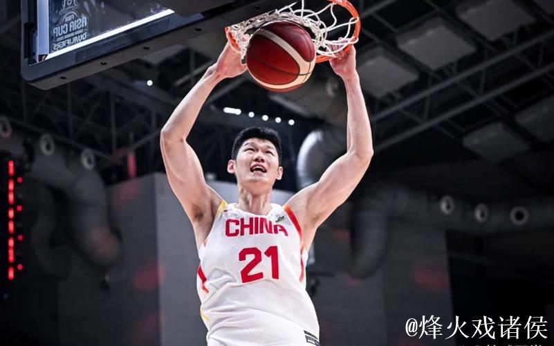 胡金秋30分钟高效砍下24分3篮板1盖帽 胡金秋30分钟高效砍下24分3篮板1盖帽